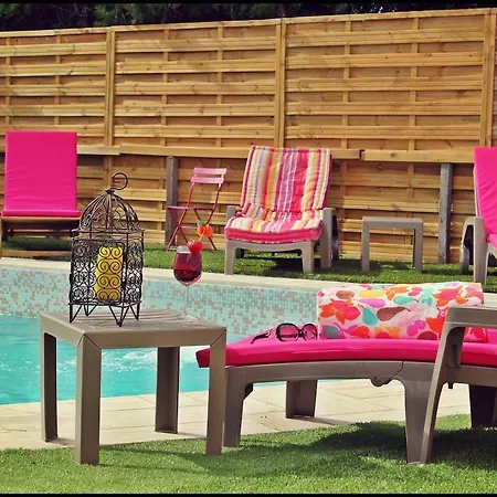 Bed & Breakfast A L'oree Du Pin 2*
